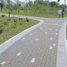 透水砖怎么爆料的呢视频,从原料到成品的一站式爆料